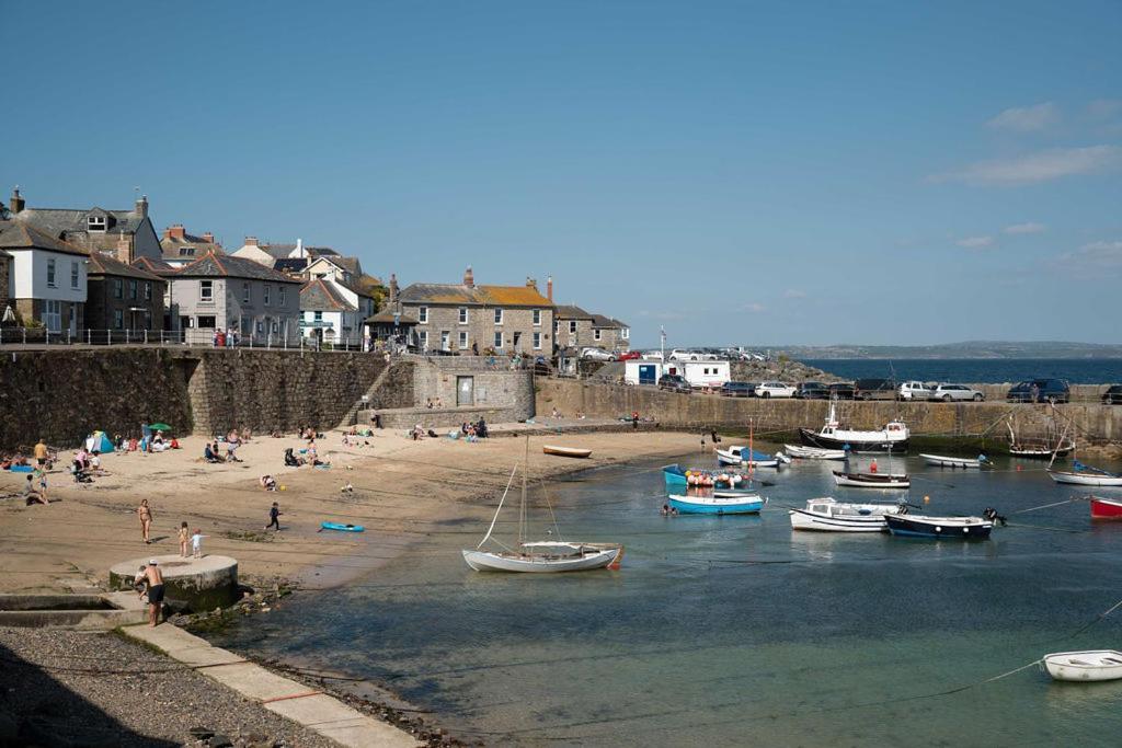 The Old Pilchard Works Acomodação com café da manhã Mousehole Exterior foto